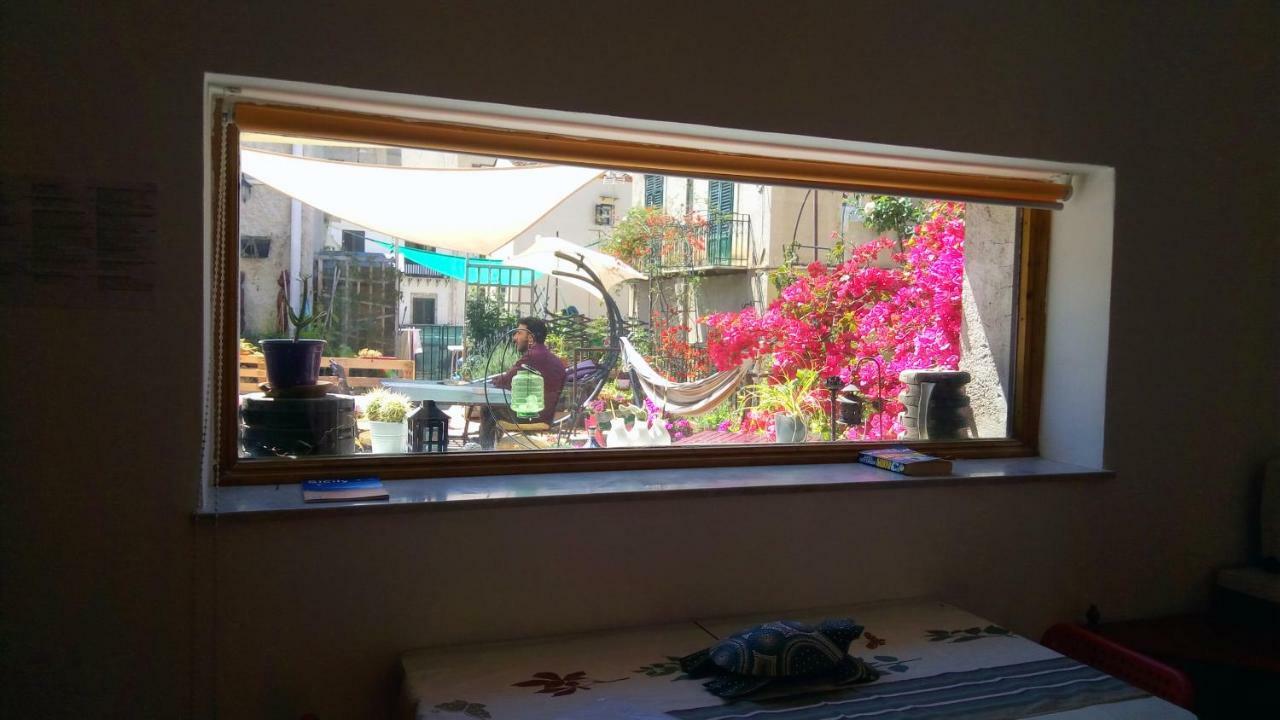 Kaleidos Private Apartment ปาแลร์โม ภายนอก รูปภาพ